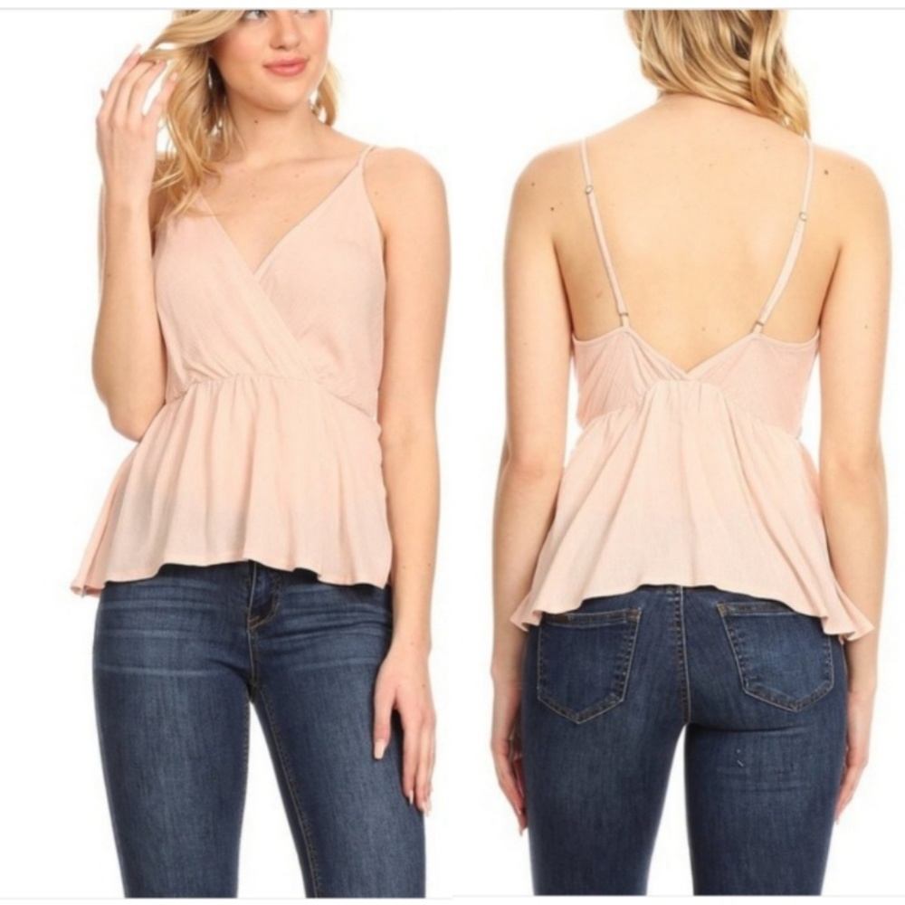 Peachy-pink top, true to size